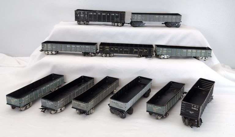 Lot of 11 Marx O Gauge B&O, NYC&StL, C&O gondolas with variations