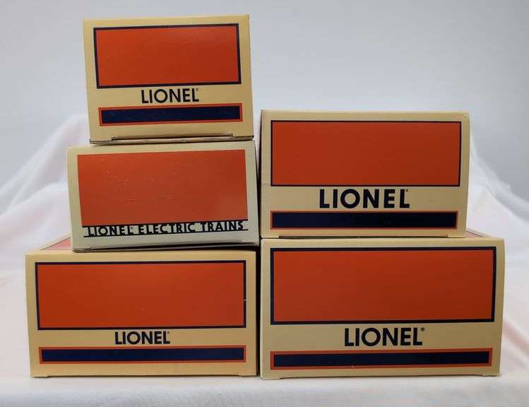 Modern Era Lionel O Gauge LRRC 19965, 19974, 19775, 19966, 19935 in box