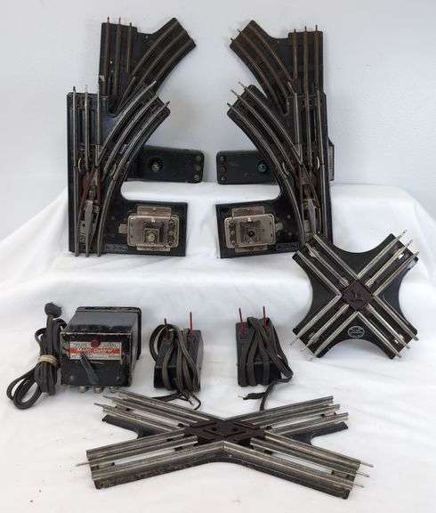 Prewar Lionel O11 & O22 RC Switches, two 1121-C Switch Controls O20 & O20X Crossovers, 1042 Transformer image