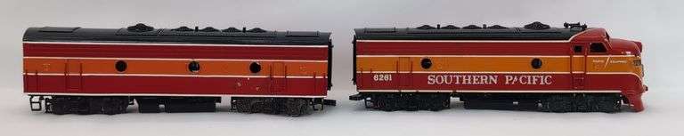 Brass Tenshodo HO EMD F-9 Diesel Loco Southern Pacific SP 131/132 powered A dummy B in box