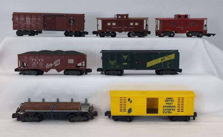 Postwar American Flyer S Gauge 24052, 914, 921, 930, 922, 913, 630