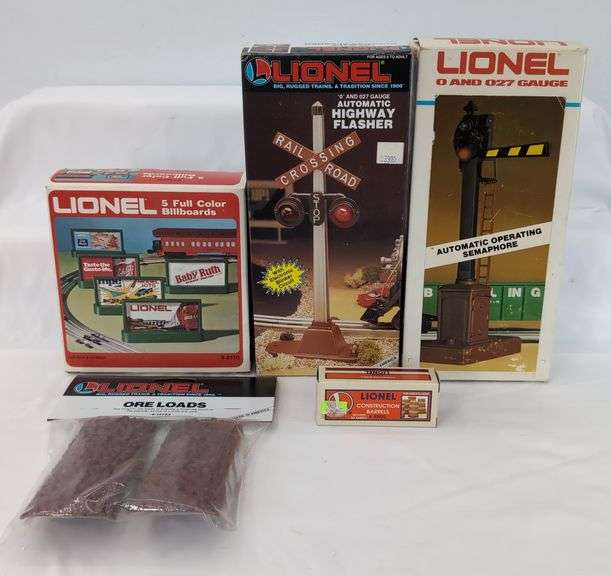 Modern Era Lionel O Gauge Train Accessories - Highway Flasher, Semaphore, Billboards, Ore Loads, Barrels image