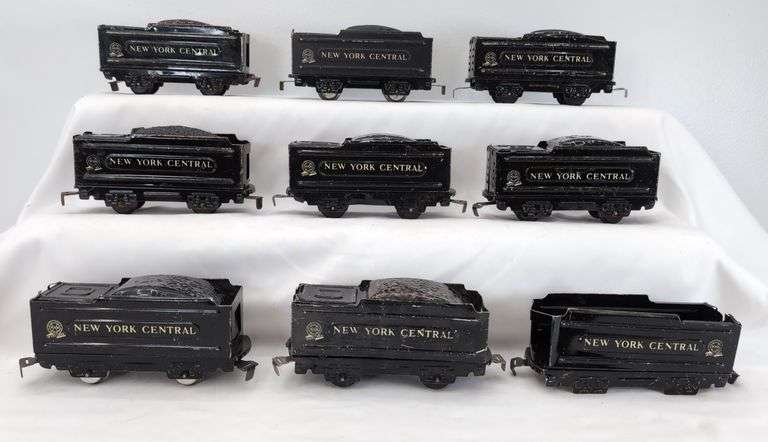 Lot of 16 Marx O Gauge New York Central lithographed tinplate wedge tender variations