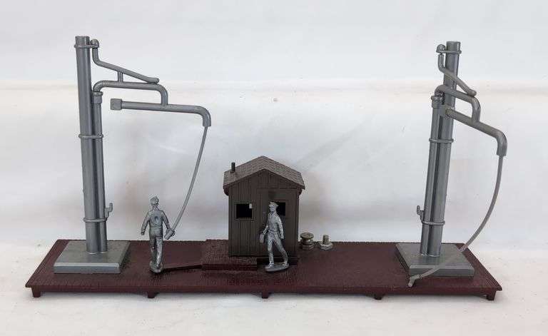 Marx O Gauge 1450 diesel fueling station