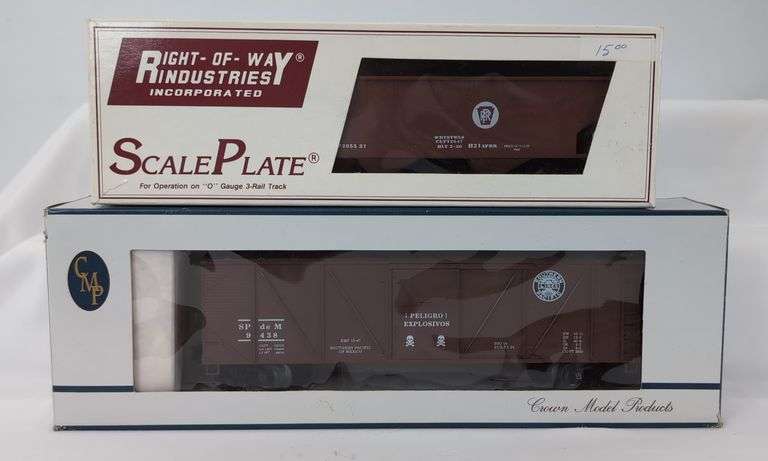 Crown Model Products and Right-of-Way Industries O Gauge Model Train Cars image