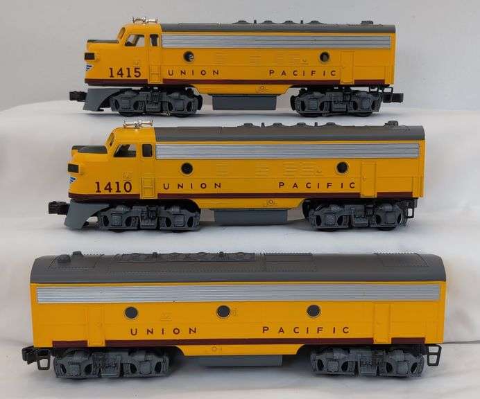 Modern Era Williams Reproduction O Gauge Union Pacific 1410 B unit 1415 diesel locomotives image
