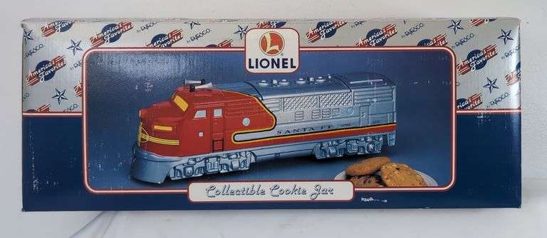 NIB Lionel Santa Fe Train Collectible Cookie Jar 2333 F3 diesel
