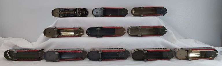 Marx Union Pacific M 10005 streamline articulated lithographed tinplate passenger train Powered unit ten cars