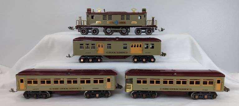 Williams Reproductions Ives Lines Electric Train Set 1694 loco with 1695, 1696, 1697 passenger cars