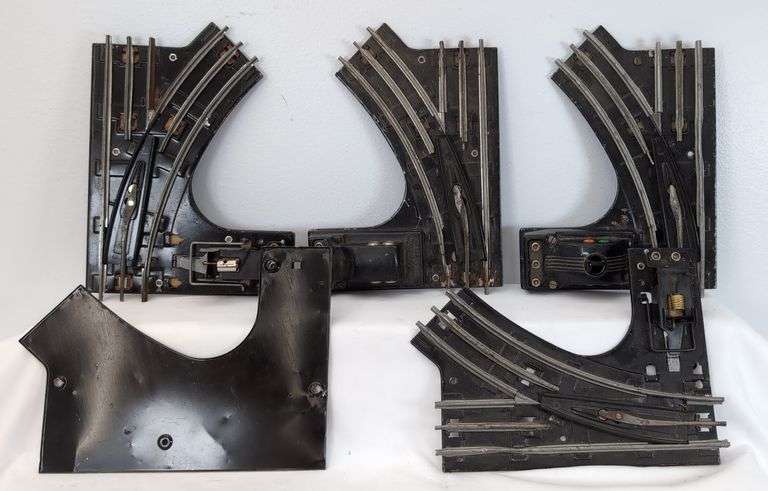 Lionel O27 track, 1021, 1022, 1024, 1121 and More some in box