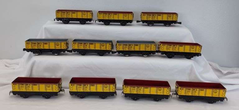 Lot of 33 Marx O Gauge Baltimore & Ohio 241708 gondolas with variations