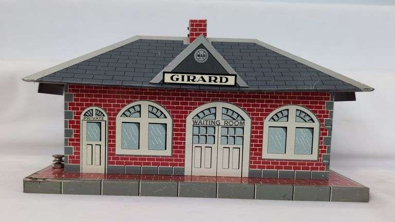 Marx O Gauge Whistling Girard Train Station lithographed tinplate