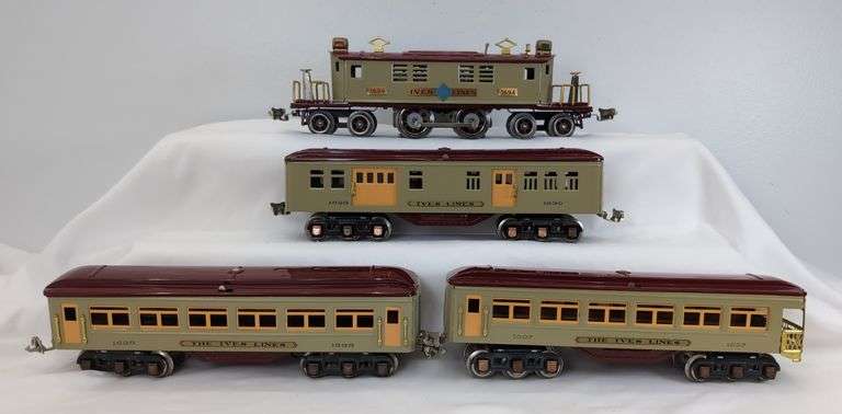 Williams Reproductions Ives Lines Electric Train Set 1694 loco with 1695, 1696, 1697 passenger cars image