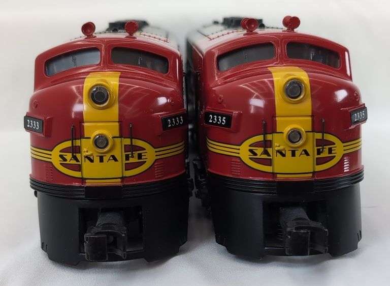 Modern Era K-Line O Gauge Santa Fe 2333, B-unit, 2335 diesel A-B-A locomotive units