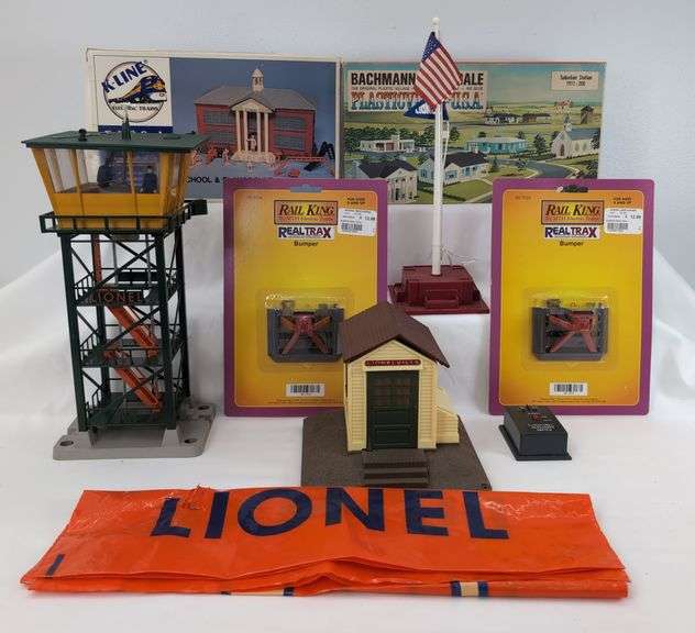Lionel O Gauge 192 and shack with whistle, Bachmann/K-Line Building Kits, More image