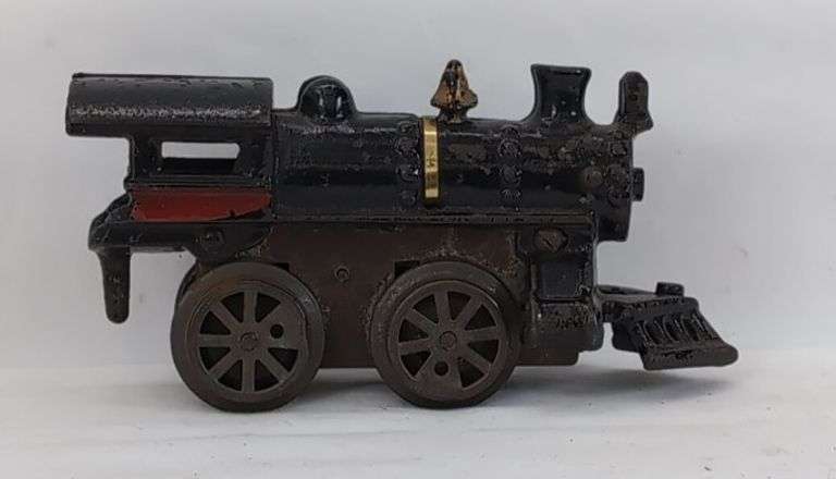 Prewar cast iron O Gauge Wind-Up steam locomotive