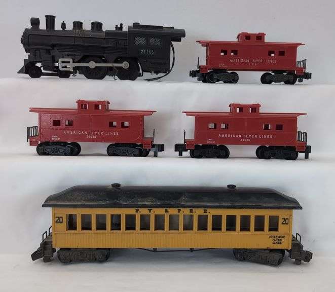 Postwar American Flyer Lines S Gauge 21165 Erie, 806, 24636, 24636, 625 Shell, 912, 736, 20