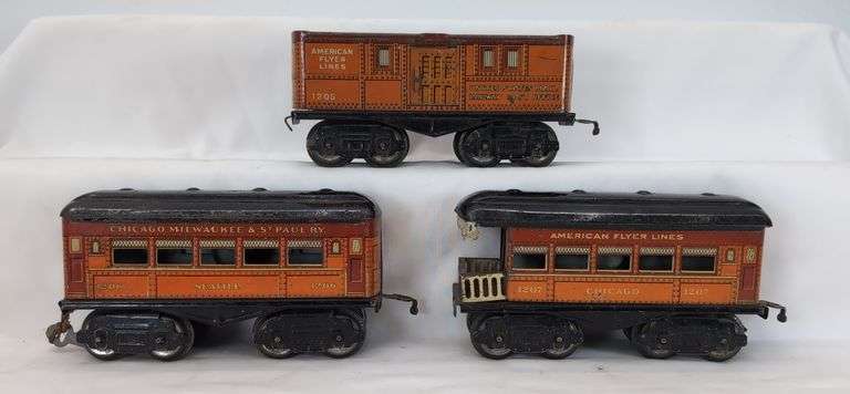 Prewar American Flyer Lines O Gauge 1205 RPO, 1206 Seattle, 1207 Chicago C.M.&St.P. RY
