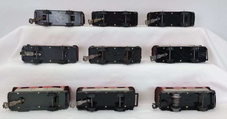 Lot of 18 NYC 20102 Tinplate Lithographed Caboose Train Cars variations