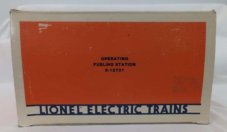 Modern Era Lionel O Gauge Operating Fueling Station 6-12701 Mint in box
