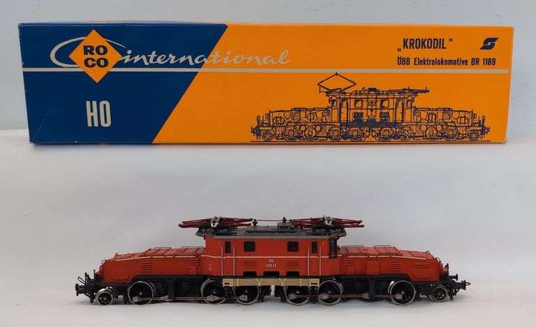Roco International 4149B HO Gauge UBB Elektrolokomotive BR 1189 "KROKODIL" Train in box image