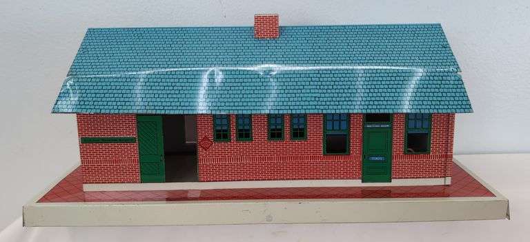 Vintage Lithographed Tinplate Sheet Metal Cardstock Train Station Buildings Marx Skyline
