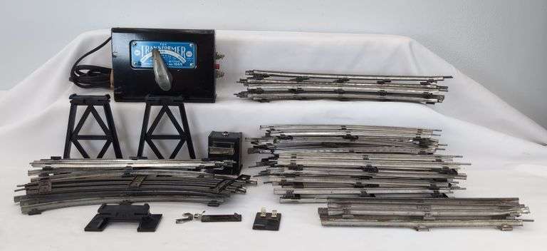 Marx O Gauge Toy Train Transformer 1669 100 watts, wide radius curved track and accessories image