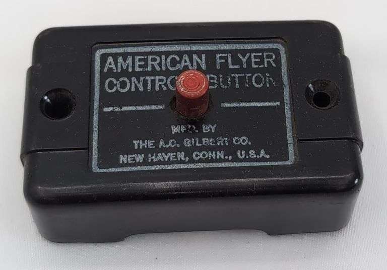 Postwar American Flyer S Gauge operating water towers, control button