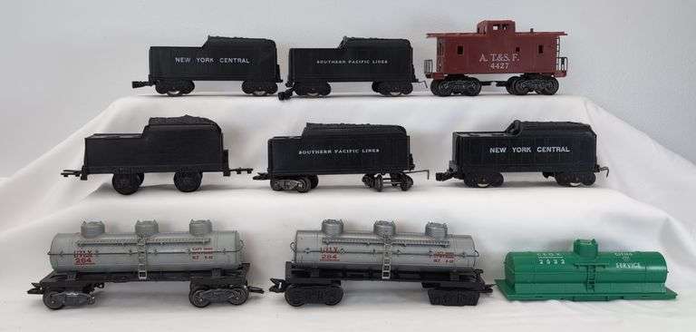 Lot of 27 Marx O Gauge tank, box, flat, hopper, gondola, searchlight cars