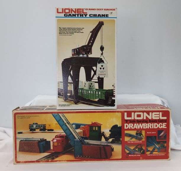 Modern Era Lionel O Gauge Gantry Crane 6-2302 and Drawbridge Set 6-2317 in box image