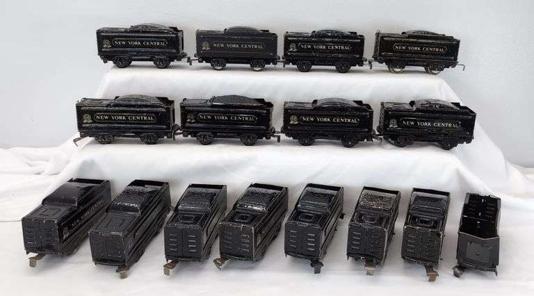 Lot of 16 Marx O Gauge New York Central lithographed tinplate wedge tender variations image