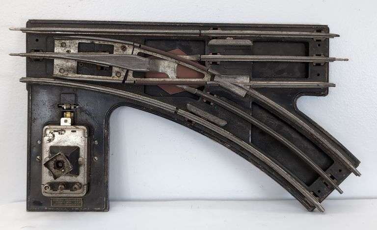 Prewar Lionel Standard Gauge pair of 223 RC Switches, one 222 Switch Control, Type T 100 Watts transformer