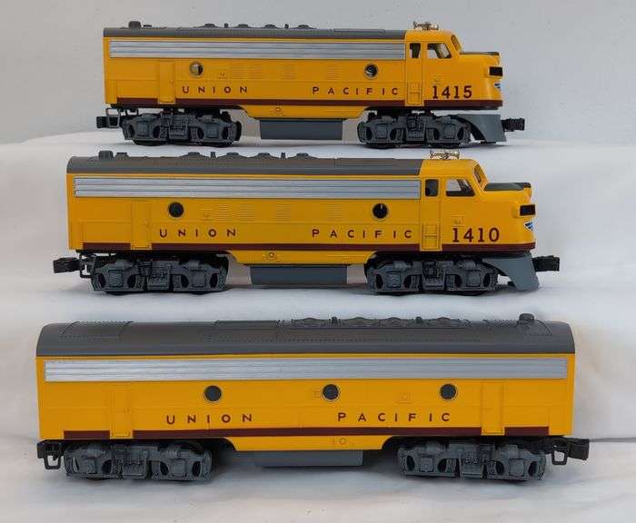 Modern Era Williams Reproduction O Gauge Union Pacific 1410 B unit 1415 diesel locomotives