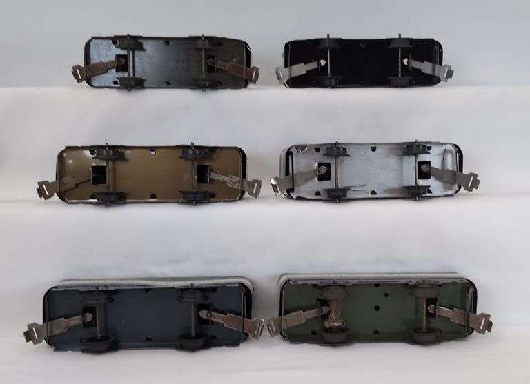 Lot of 12 Marx O Gauge lithographed tinplate streamline New York Central steam locomotive tenders