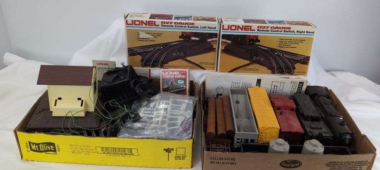 Modern Era Lionel O27 Nickel Plate 8617 4-4-2 freight set transformer track switches accessories image