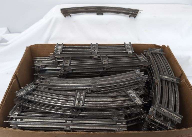 Prewar Lionel standard O Gauge curved (54) straight (59) track RH O22 (1) LH O22 (2) MC switches