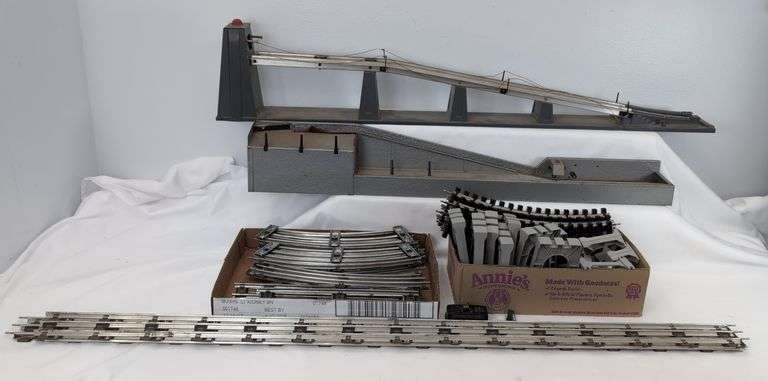 Lionel Lumber Loader No. 364 Coal Ramp No. 456, 36" O27 track, 110, More