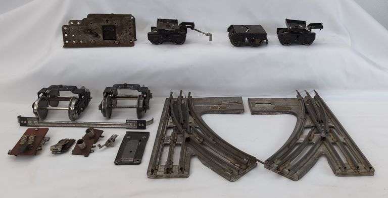 Prewar O/Standard Gauge American Flyer, Lionel, Dorfan, Ives trucks, motor, wheels, more image