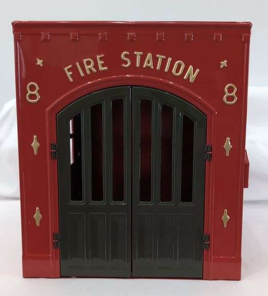 Mike's Train House MTH Kingsbury Firehouse & Pumper Wind-Up Toy Set Mint in shipper