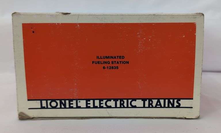 Modern Era Lionel O Gauge Illuminated Fueling Station 6-12835 Mint in box