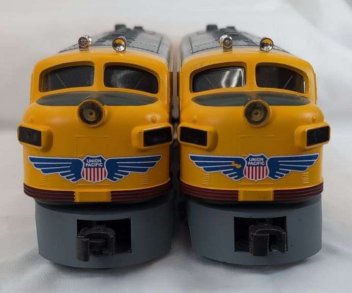 Modern Era Williams Reproduction O Gauge Union Pacific 1410 B unit 1415 diesel locomotives