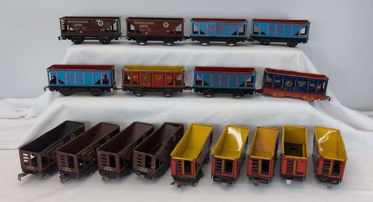 Lot of 17 Marx O Gauge 554 NP, 738701 PRR, 86000 D.L.&W. Coal Cars