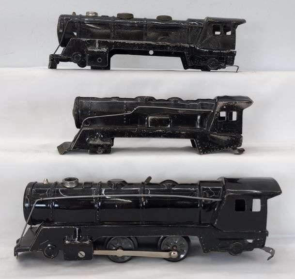 Louis Marx & Co. O Gauge windup 0-4-0 steam locomotive train engines and parts