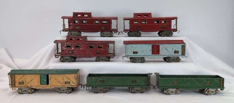 Prewar American Lines O Gauge 3207 sand cars, 3211 caboose, box cars