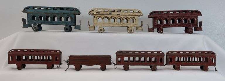 Tinplate Sheet Metal Toy Train Passenger Cars and Gondola
