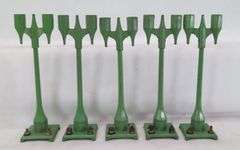Prewar/Postwar American Flyer O/S Gauge single and double street lamps, die-cast and plastic