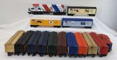 Modern Era Lionel O Gauge 7600 Frisco diesel loco, 7600 caboose, thirteen boxcars