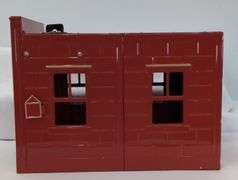 Mike's Train House MTH Kingsbury Firehouse & Pumper Wind-Up Toy Set Mint in shipper