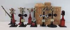 Marx O Gauge Train Accessories Twin Light Lamp Posts and Crossing Signals