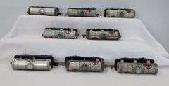 Eighteen Marx O Gauge 553 Santa Fe 553 UTLX 19847 Sinclair single dome tank cars